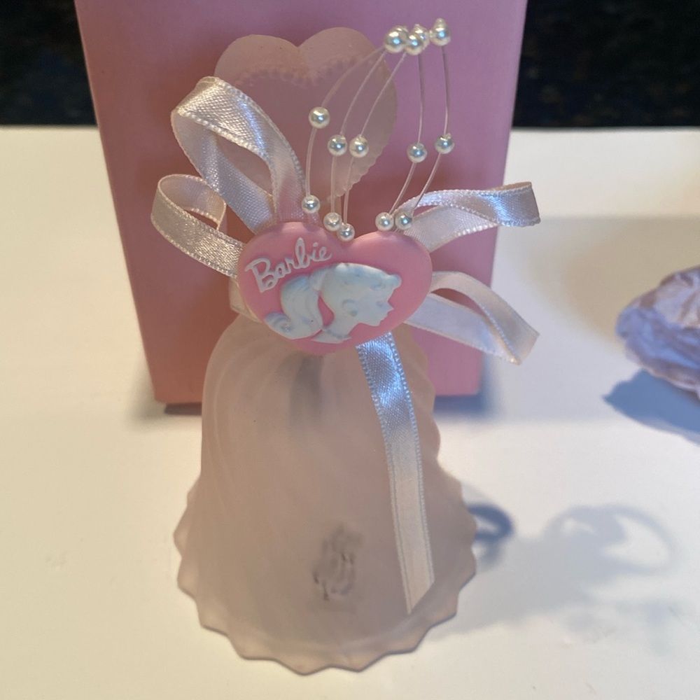 NWT & Vintage 1995 Barbie Light Dusty Rose Bell